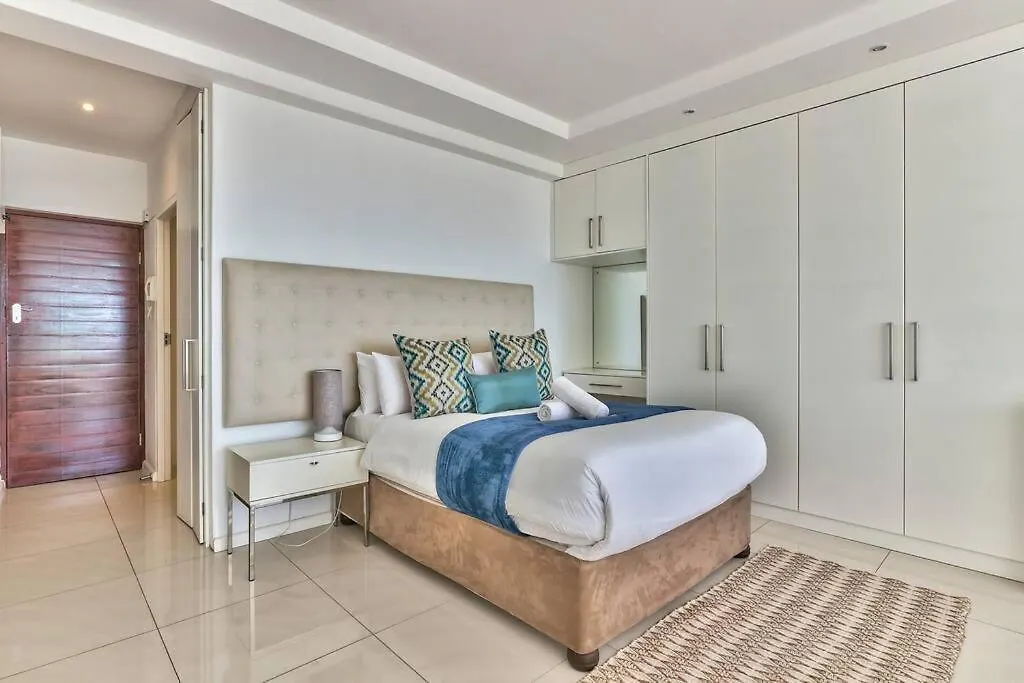 Beachfront Apartment With Wi-Fi! Ciudad del Cabo