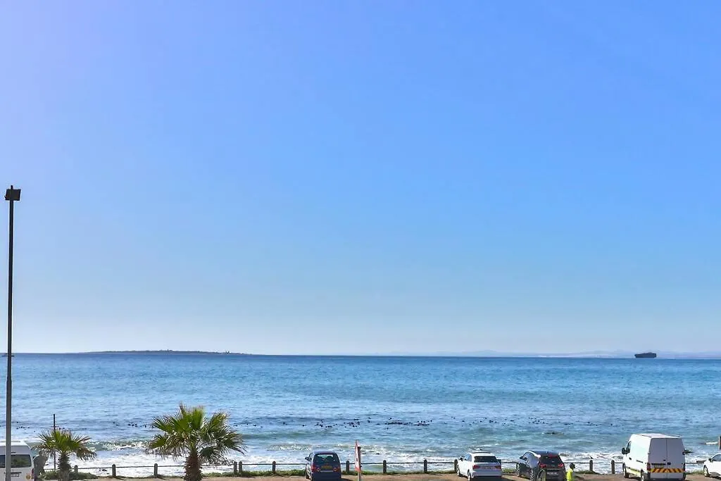 Beachfront Apartment With Wi-Fi! Ciudad del Cabo Sudáfrica